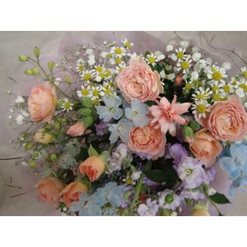 ＜フジテレビフラワーネット＞ 花子の花世界 パステルカラーの優しい花束画像