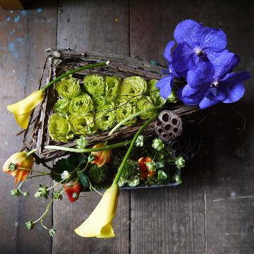 愛知県名古屋市 中区の花屋 Chloris くろりす をご紹介 フラワーギフトはプロのお花屋さんにおまかせ フジテレビフラワーネット