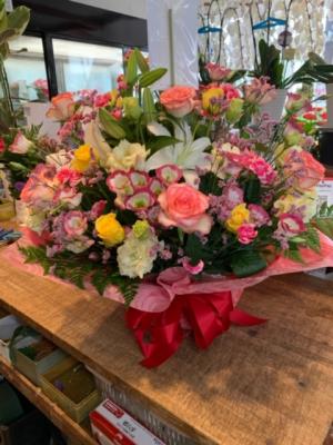 群馬県桐生市の花屋 とみざわ生花店 をご紹介 フラワーギフトはプロのお花屋さんにおまかせ フジテレビフラワーネット