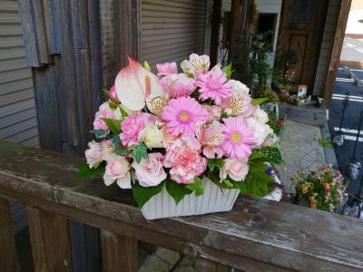 埼玉県坂戸市の花屋 花職人 をご紹介 フラワーギフトはプロのお花屋さんにおまかせ フジテレビフラワーネット