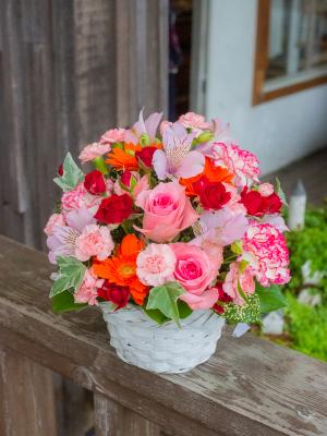 埼玉県坂戸市の花屋 花職人 をご紹介 フラワーギフトはプロのお花屋さんにおまかせ フジテレビフラワーネット