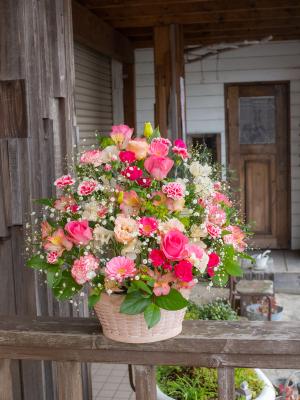 埼玉県坂戸市の花屋 花職人 をご紹介 フラワーギフトはプロのお花屋さんにおまかせ フジテレビフラワーネット