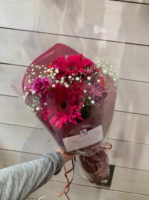 神奈川県藤沢市の花屋 有 まるやま生花店 をご紹介 フラワーギフトはプロのお花屋さんにおまかせ フジテレビフラワーネット