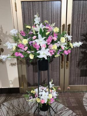 愛知県名古屋市 中区の花屋 Chloris くろりす をご紹介 フラワーギフトはプロのお花屋さんにおまかせ フジテレビフラワーネット