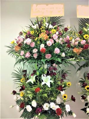 鳥取県米子市の花屋 花はうす えど 園芸センターえど をご紹介 フラワーギフトはプロのお花屋さんにおまかせ フジテレビフラワーネット