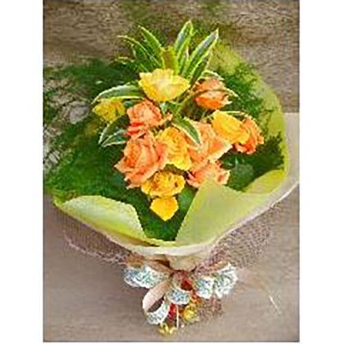 黄色オレンジ色の元気の出る花束 花屋 ａｓｔｉｎａ のオリジナル商品 フラワーギフトはプロのお花屋さんにおまかせ フジテレビフラワーネット